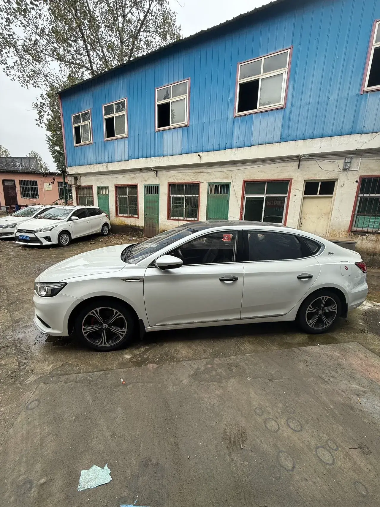 2017 MG MG6 thumbnail 3