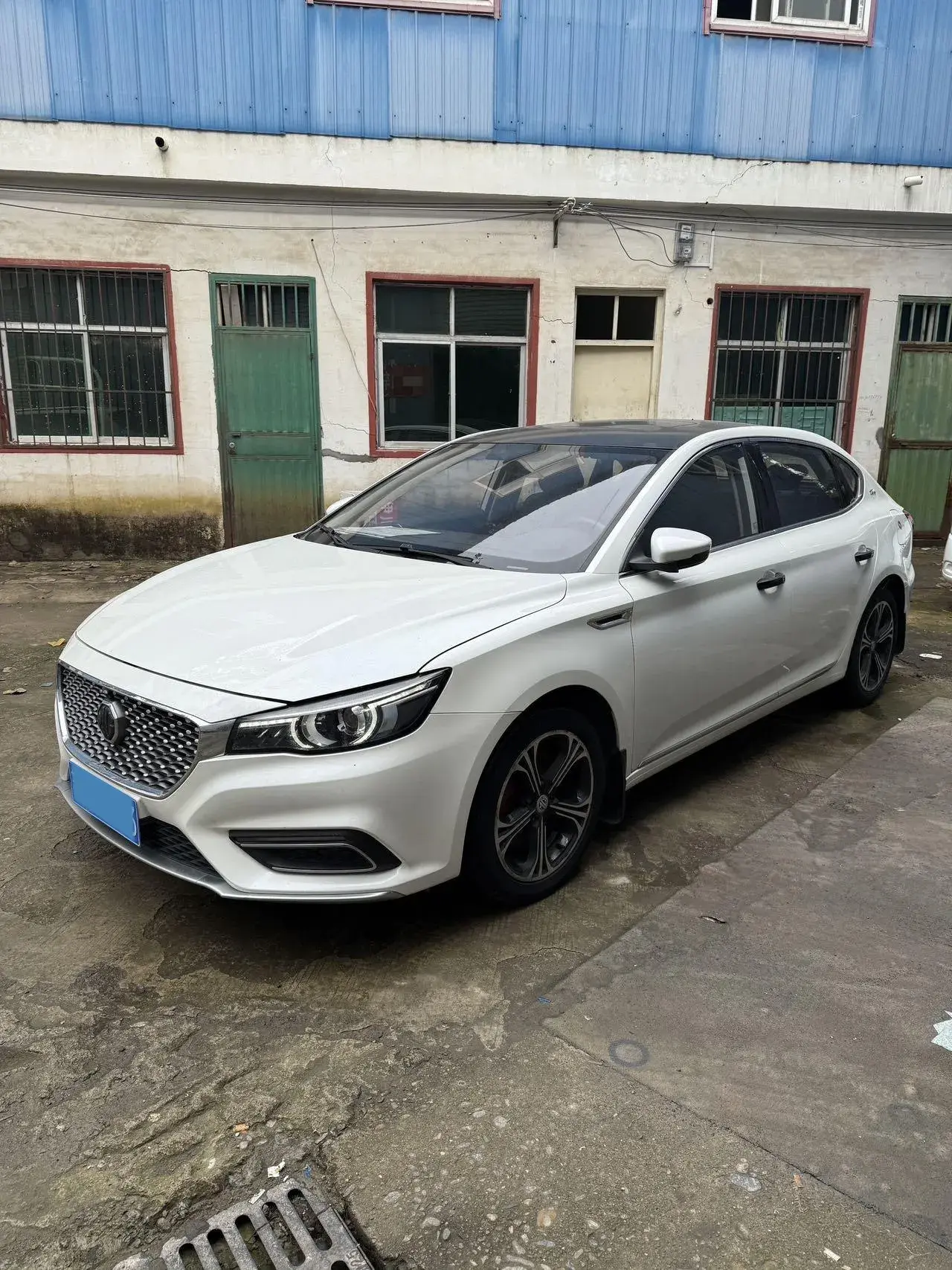 2017 MG MG6 view 1