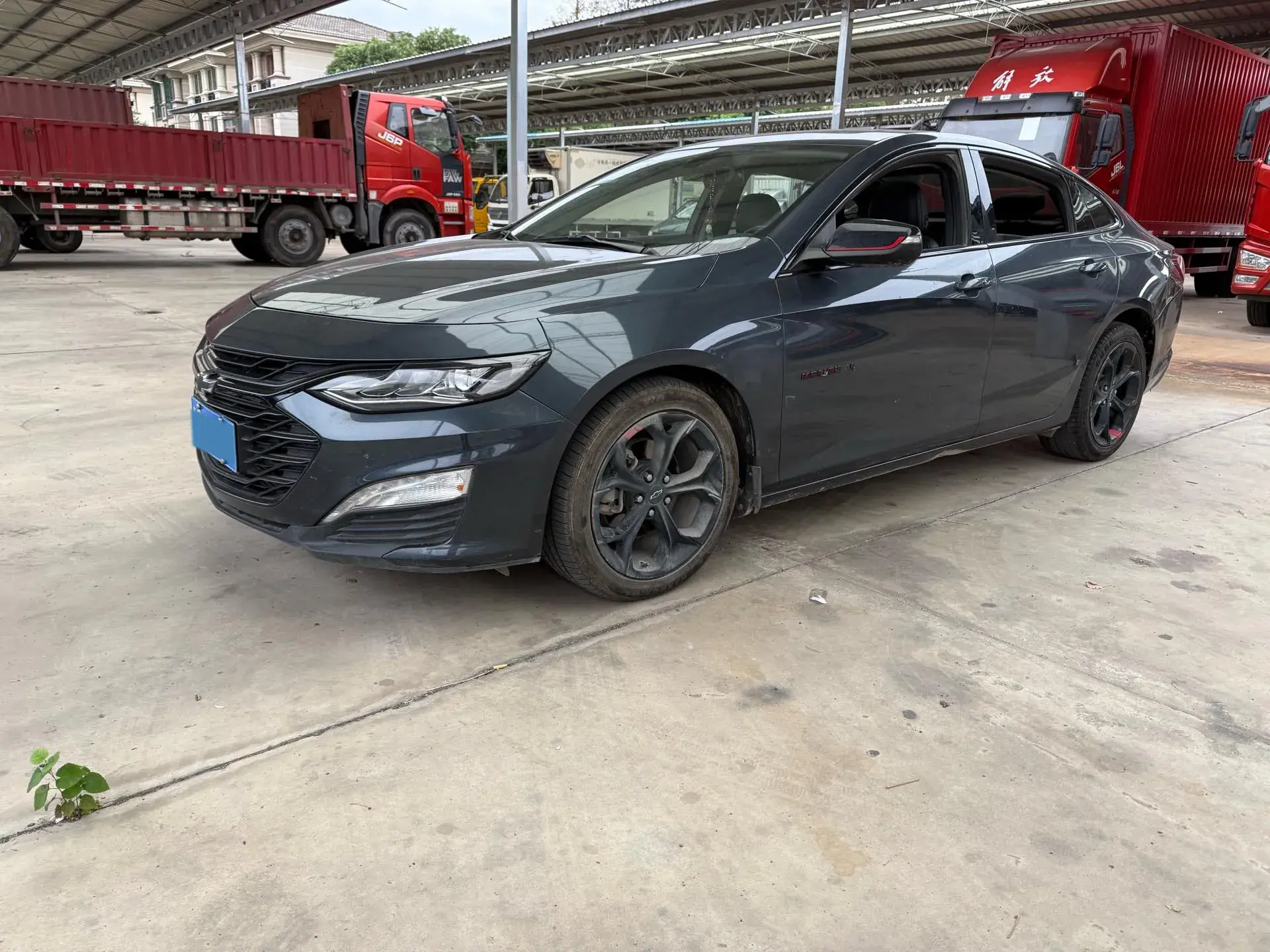 2021 CHEVROLET MALIBU view 1