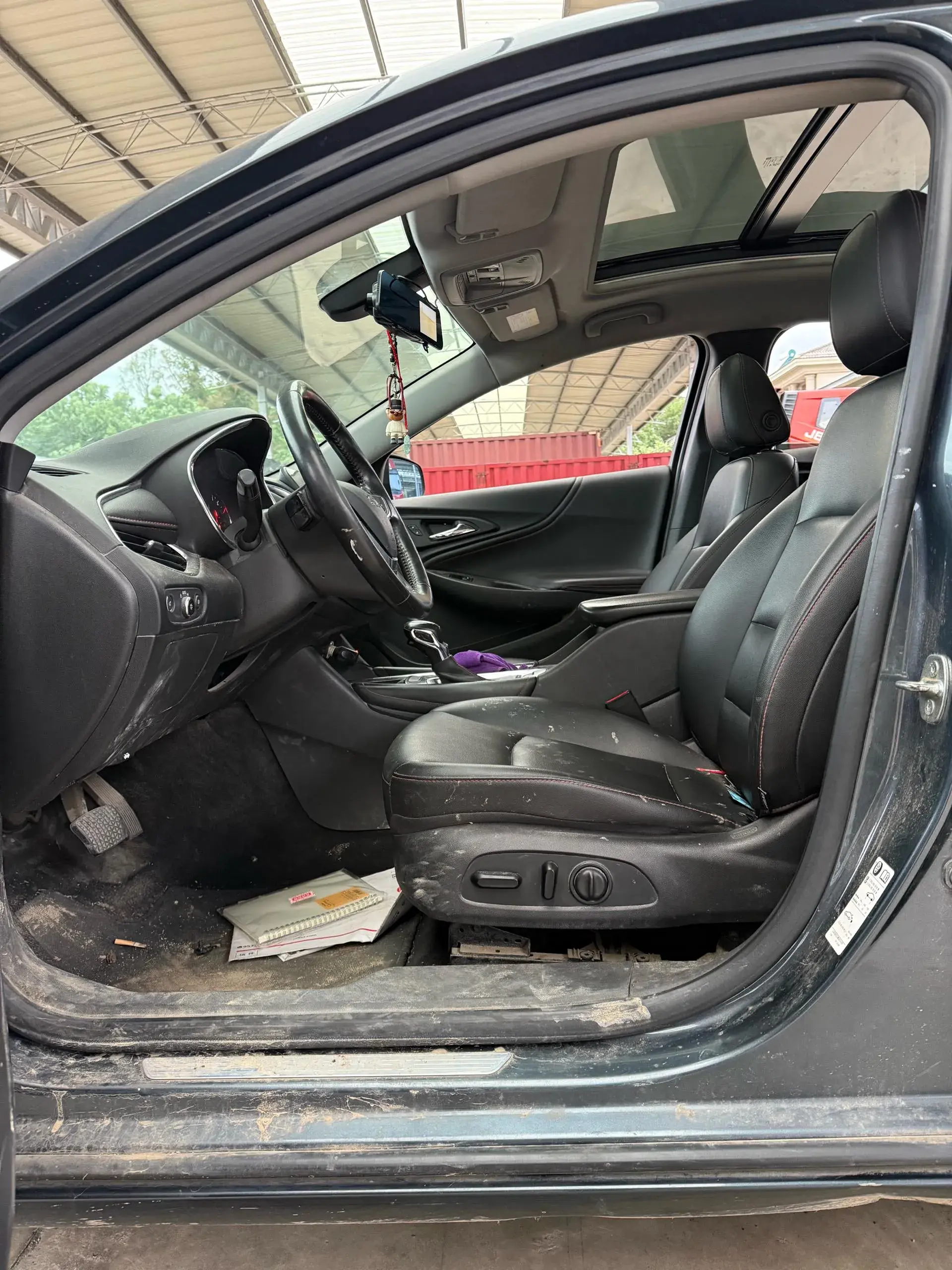 2021 CHEVROLET MALIBU thumbnail 4