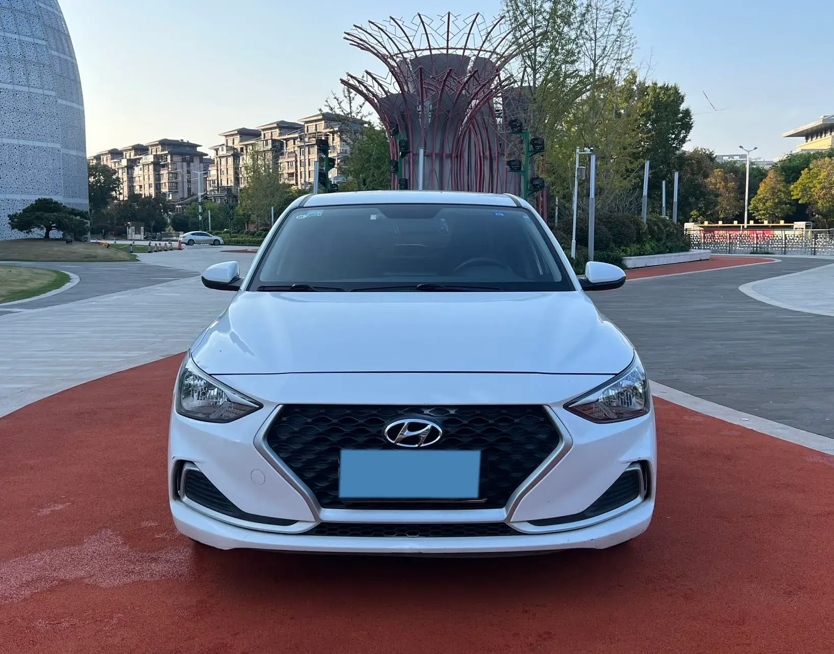 2017 HYUNDAI CELESTA thumbnail 2