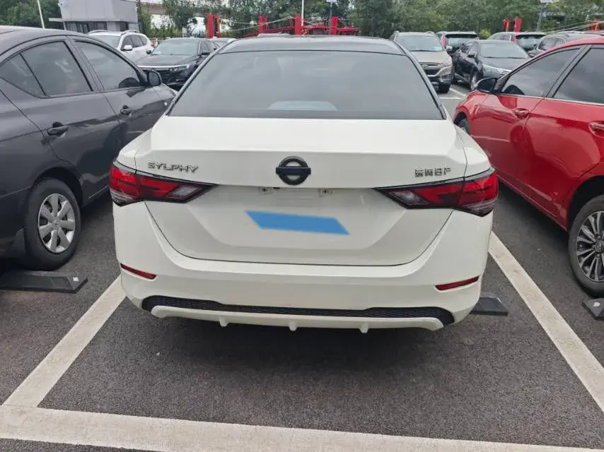 2021 NISSAN SYLPHY thumbnail 3