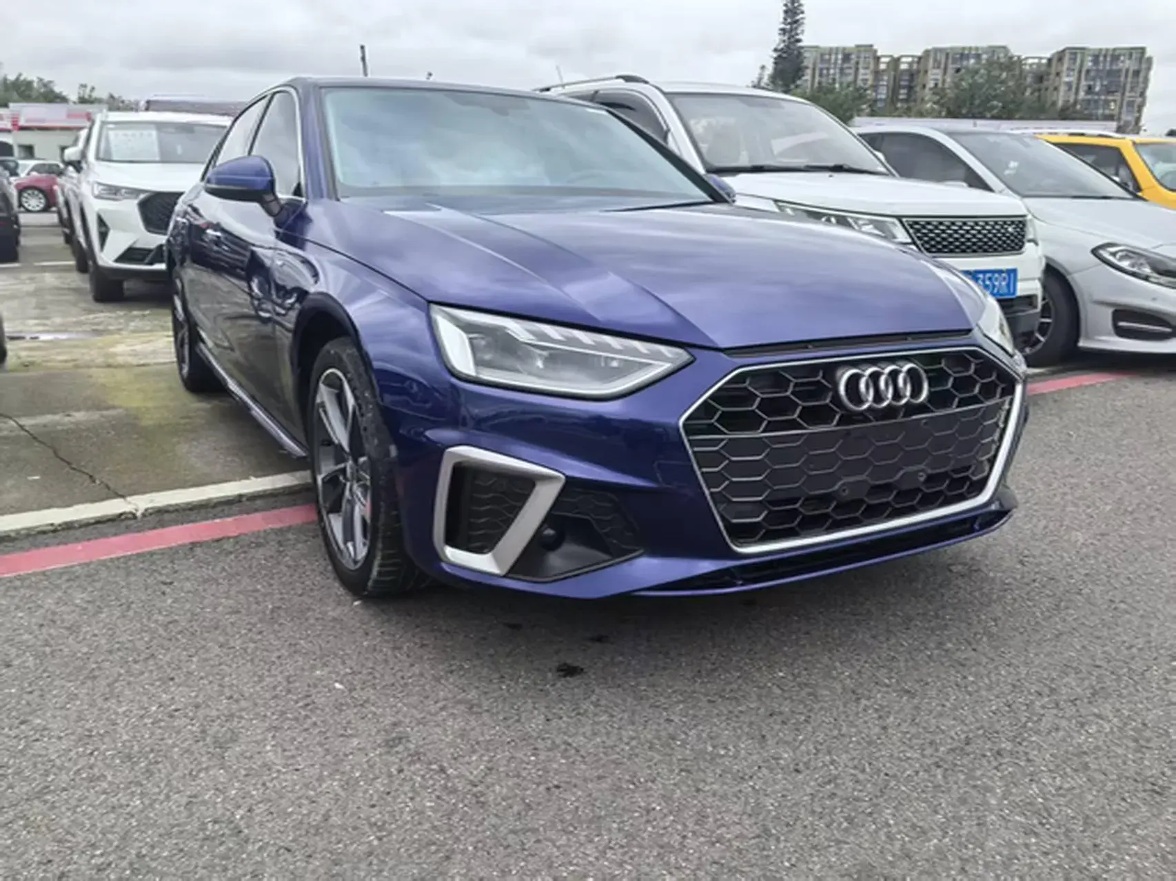 2020 AUDI A4L thumbnail 2