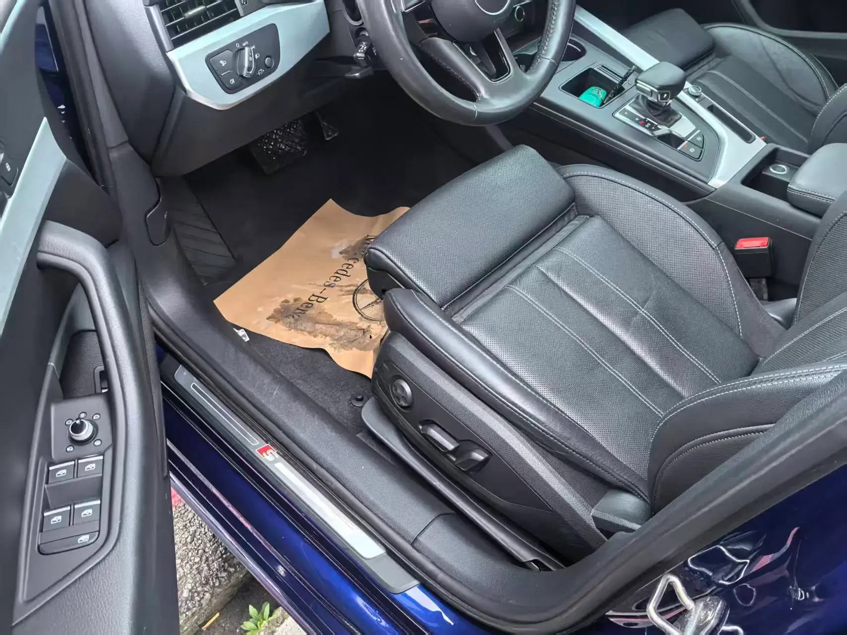 2020 AUDI A4L thumbnail 4