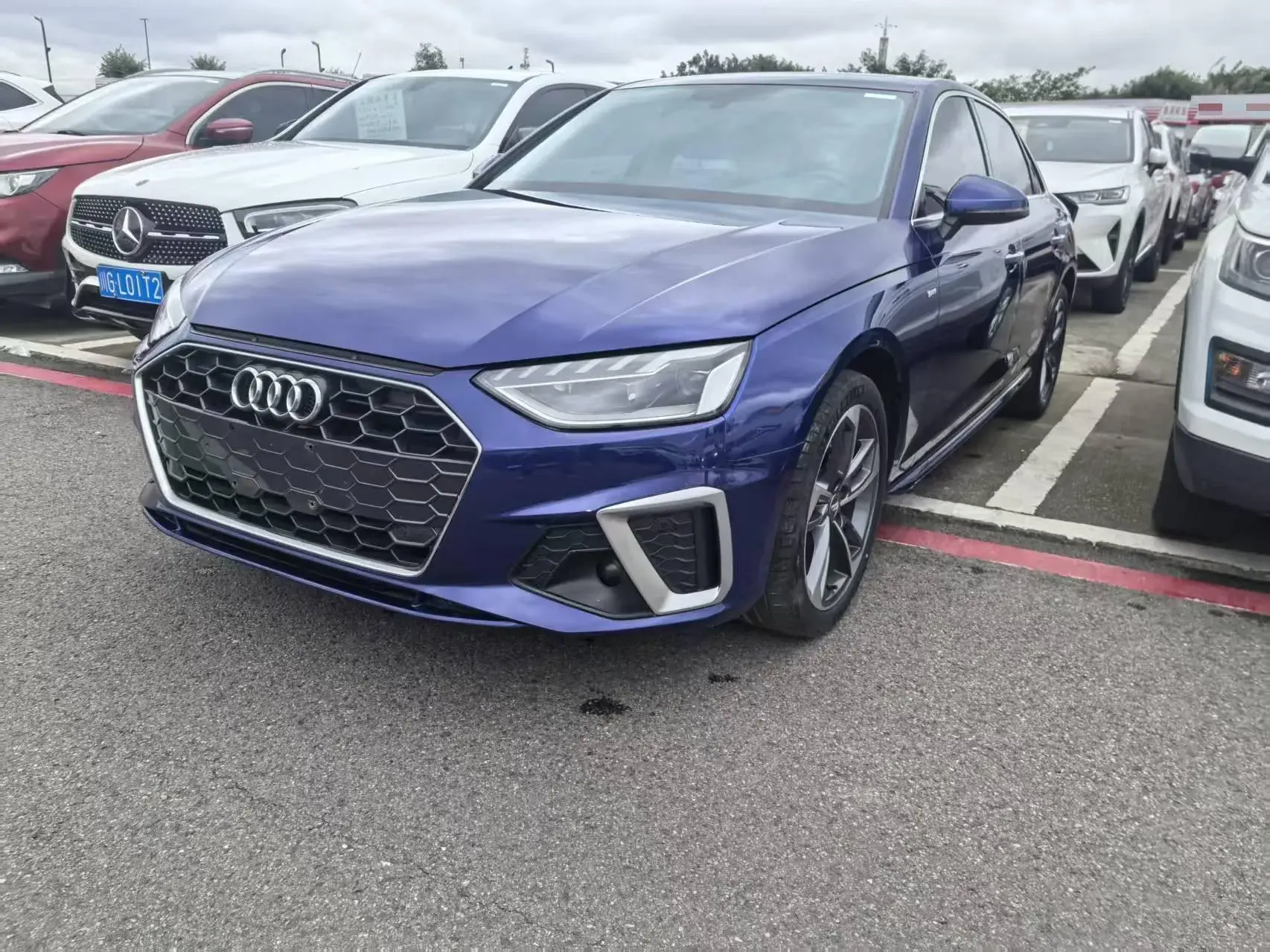 2020 AUDI A4L view 1