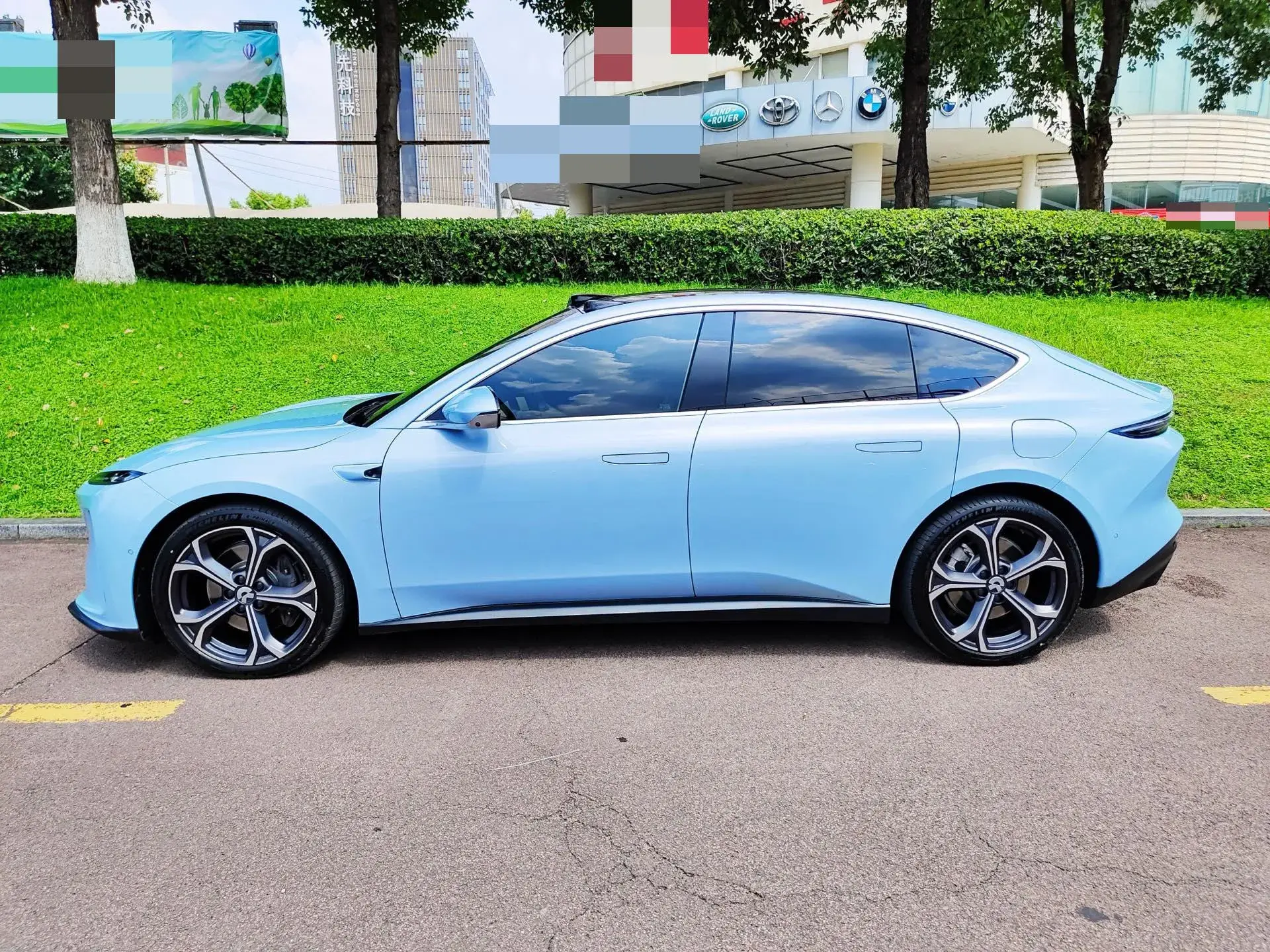 2023 NIO ET7 thumbnail 2