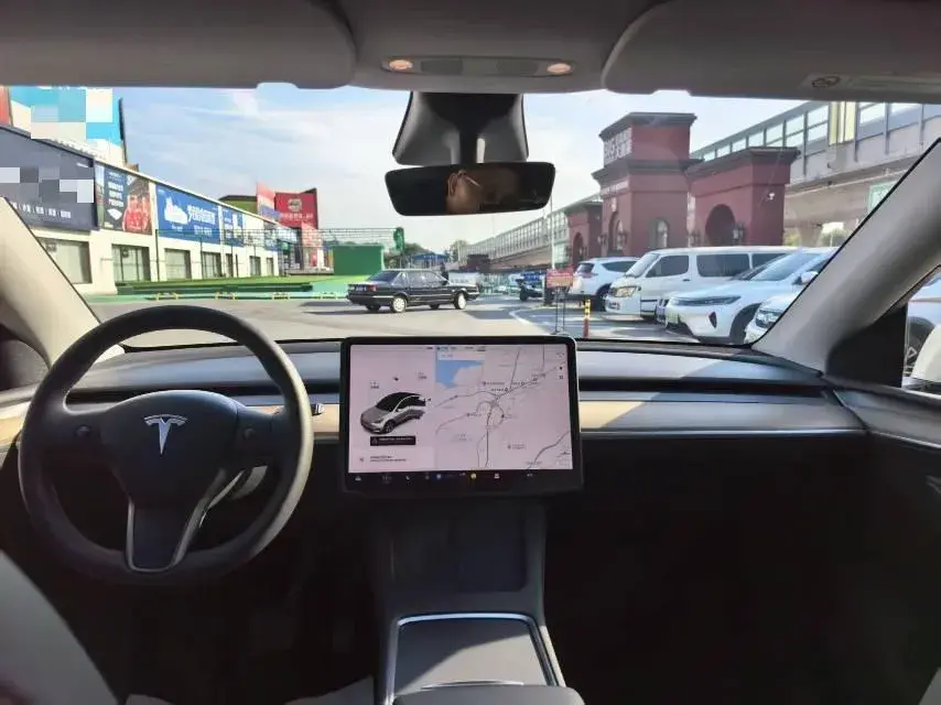 2021 TESLA MODEL thumbnail 4