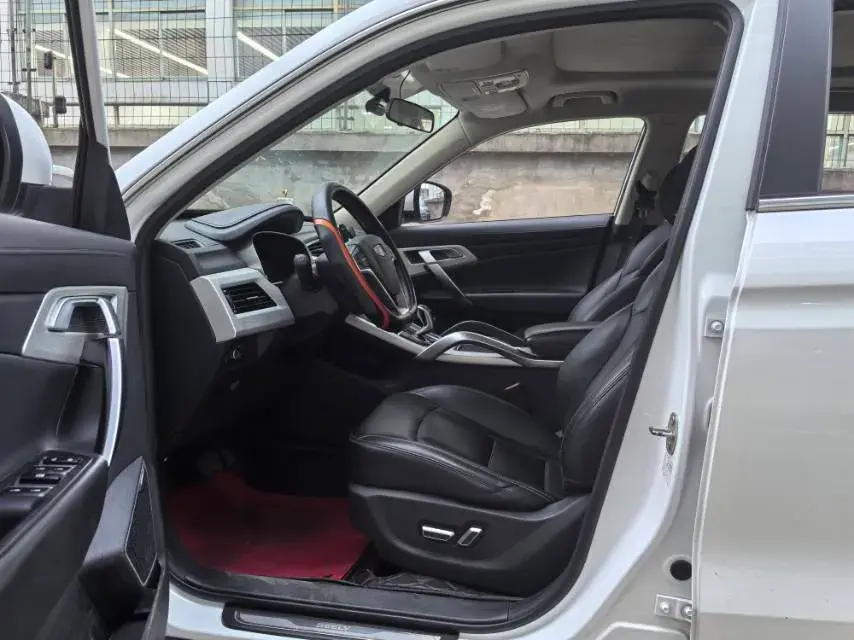 2020 GEELY AZKARRA thumbnail 3