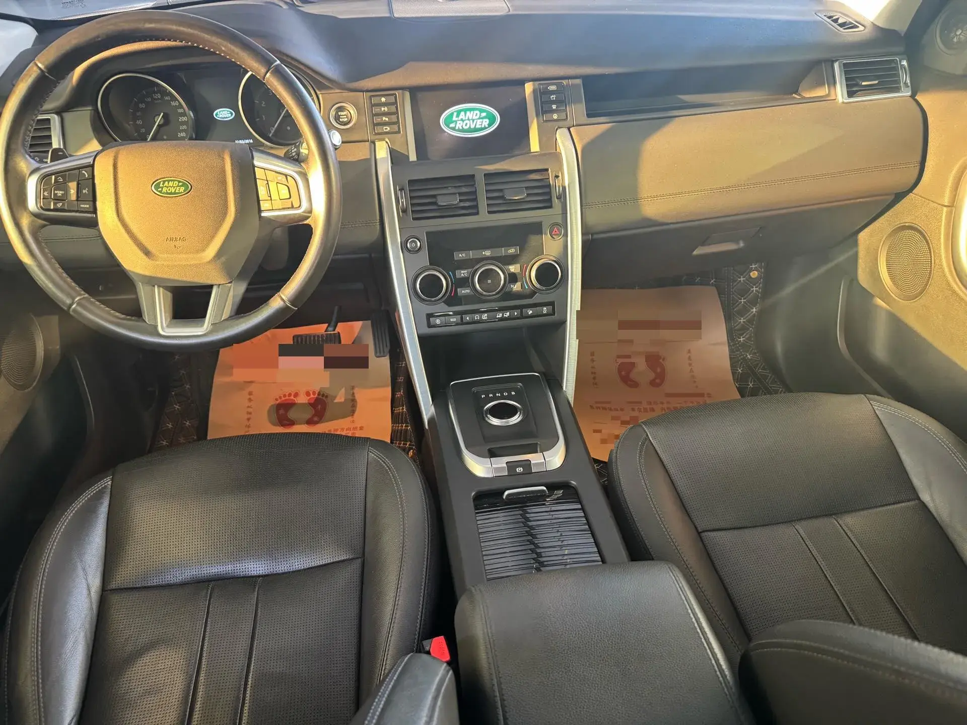 2018 LAND ROVER thumbnail 4