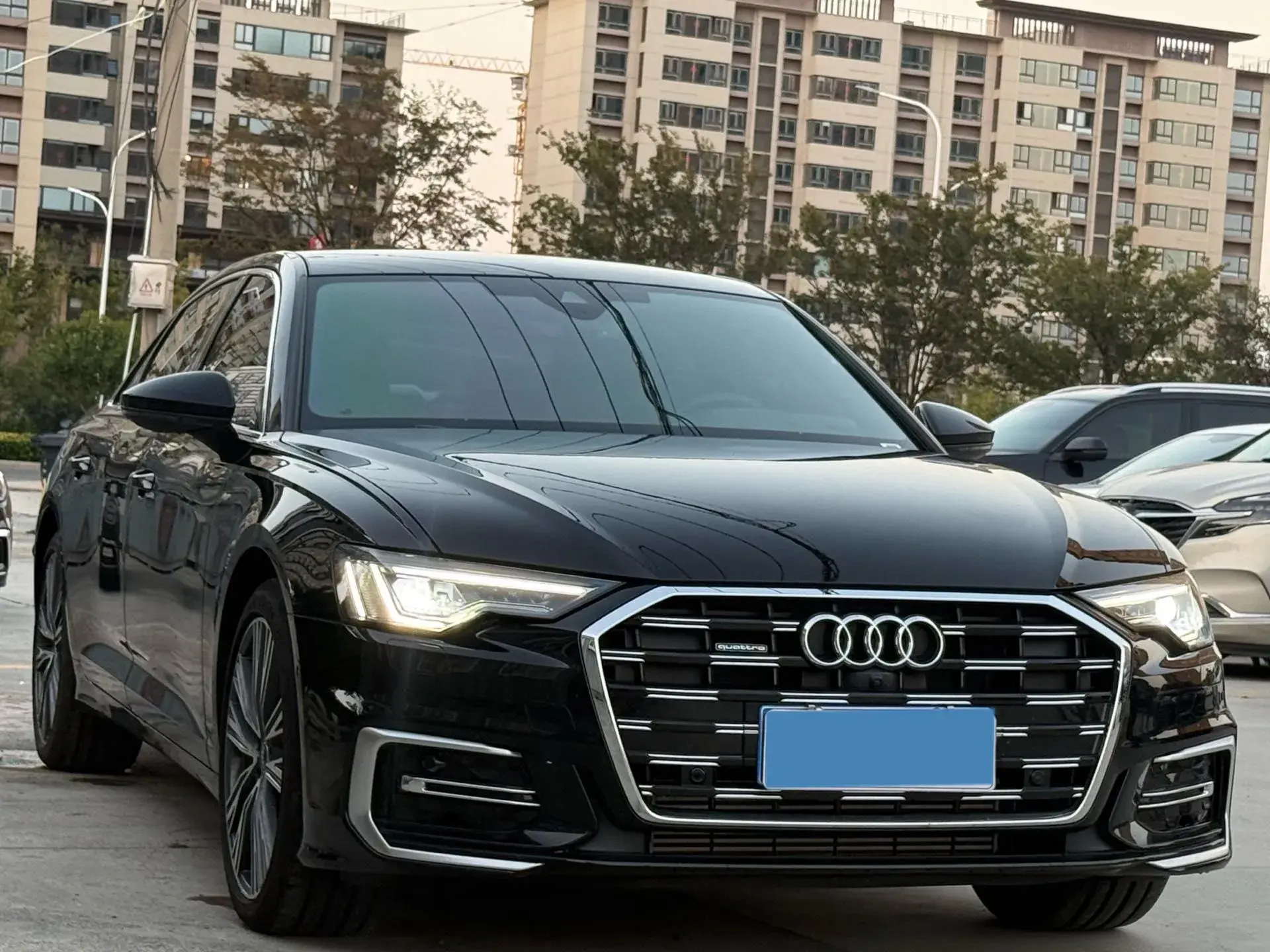 2025 AUDI A6L thumbnail 3