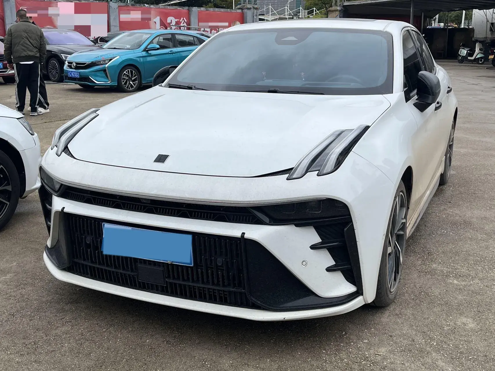 2023 LYNK&CO 03 view 1