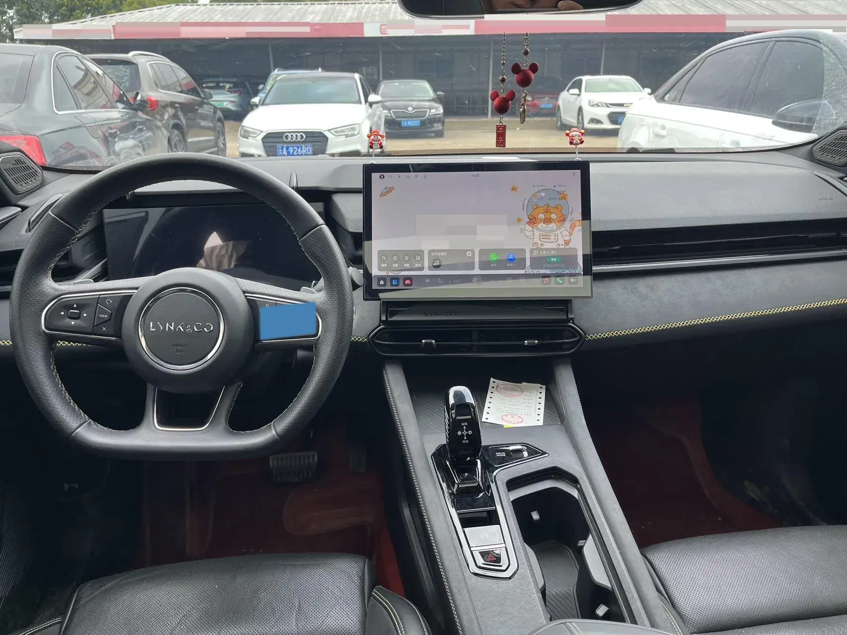 2023 LYNK&CO 03 thumbnail 4