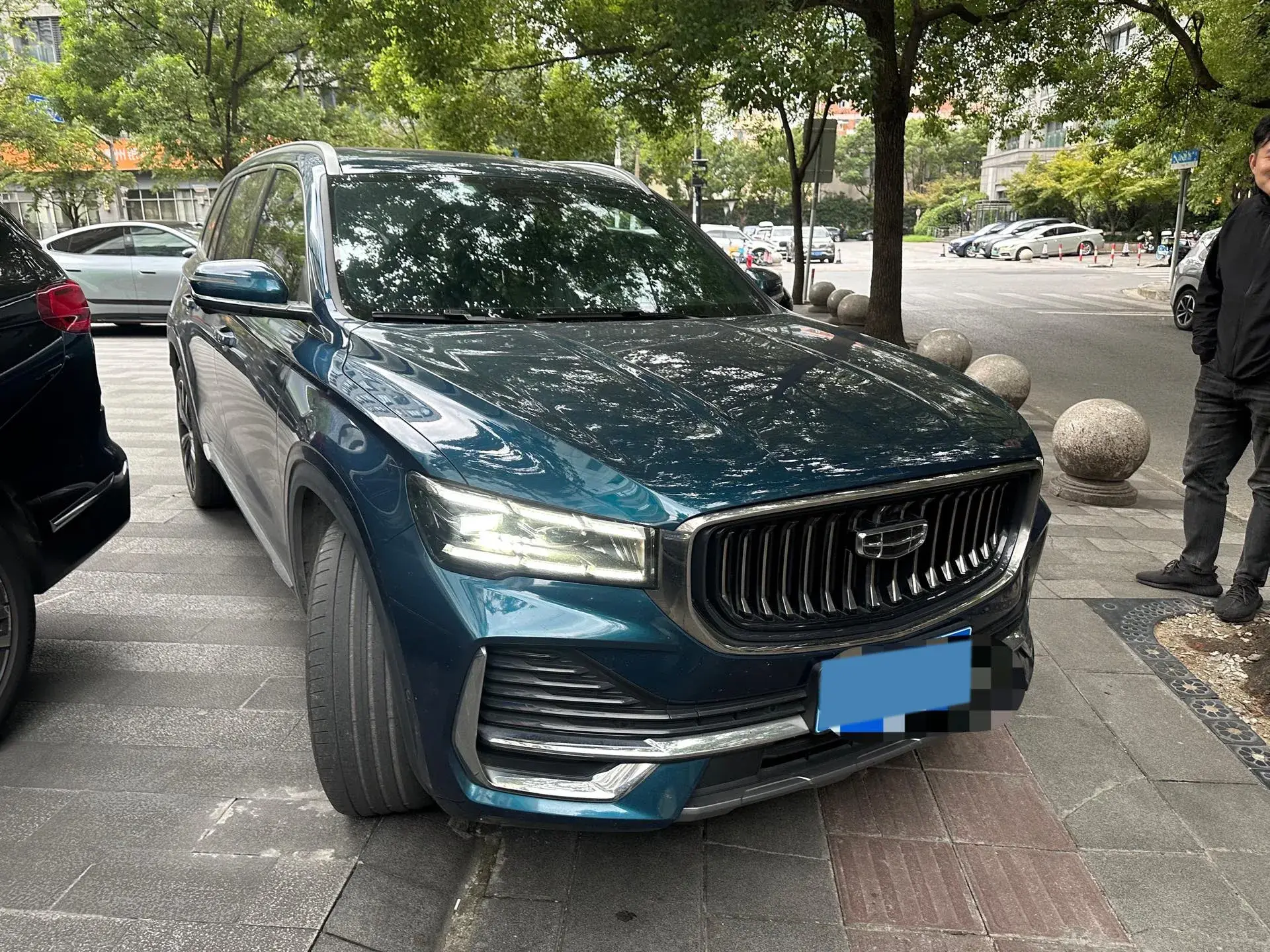 2021 GEELY MONJARO thumbnail 3