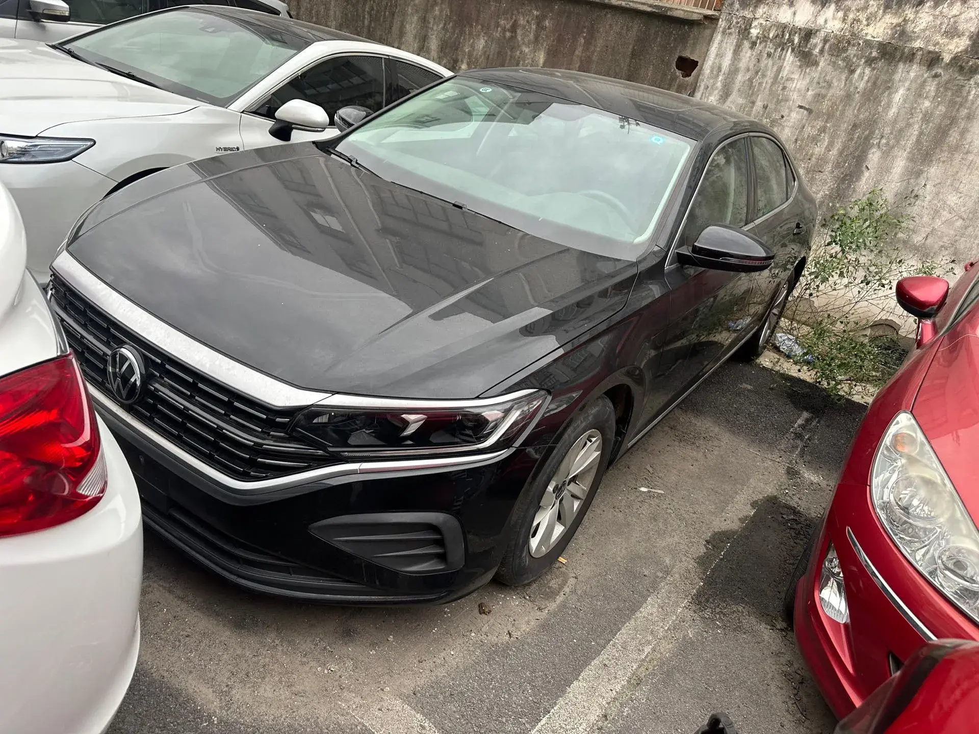 2022 VOLKSWAGEN PASSAT view 1