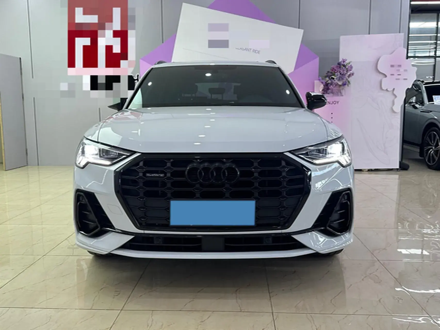 2023 AUDI Q3 thumbnail 3