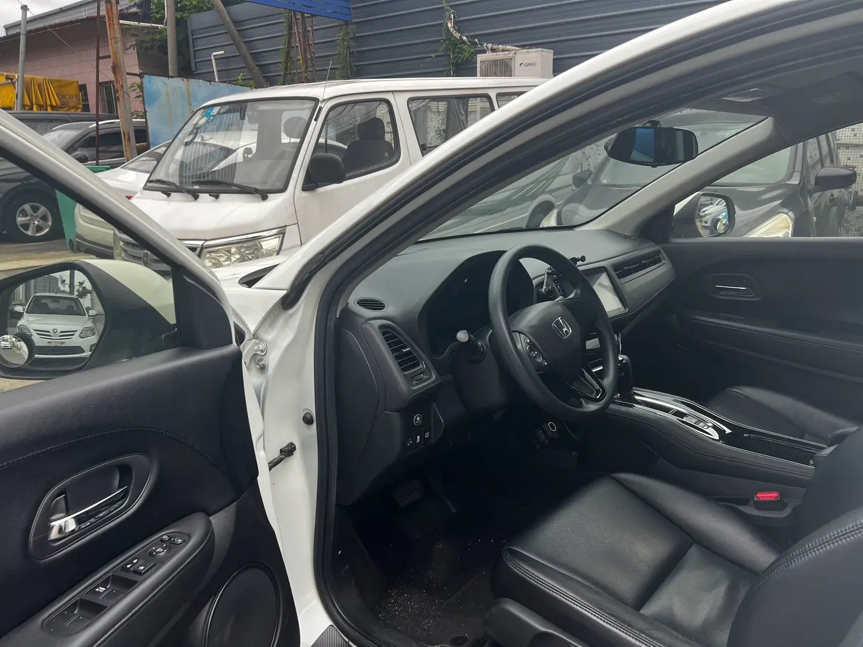 2020 HONDA VEZEL thumbnail 3