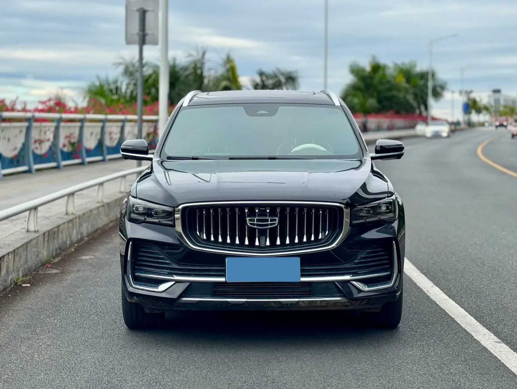 2021 GEELY MONJARO thumbnail 3