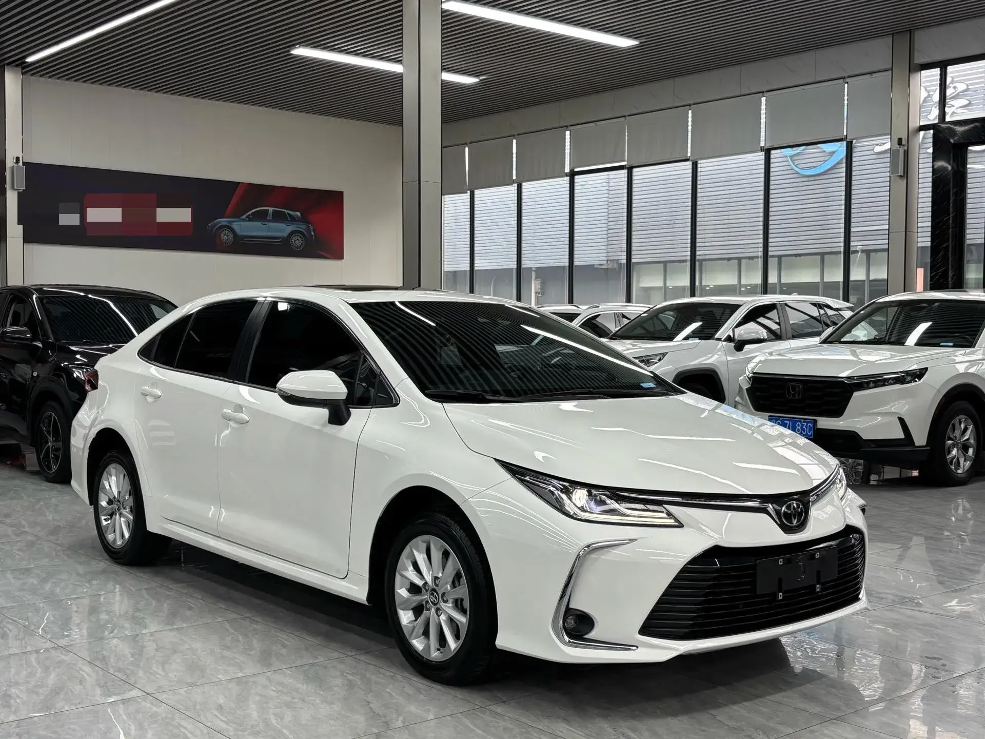 2021 TOYOTA COROLLA thumbnail 3