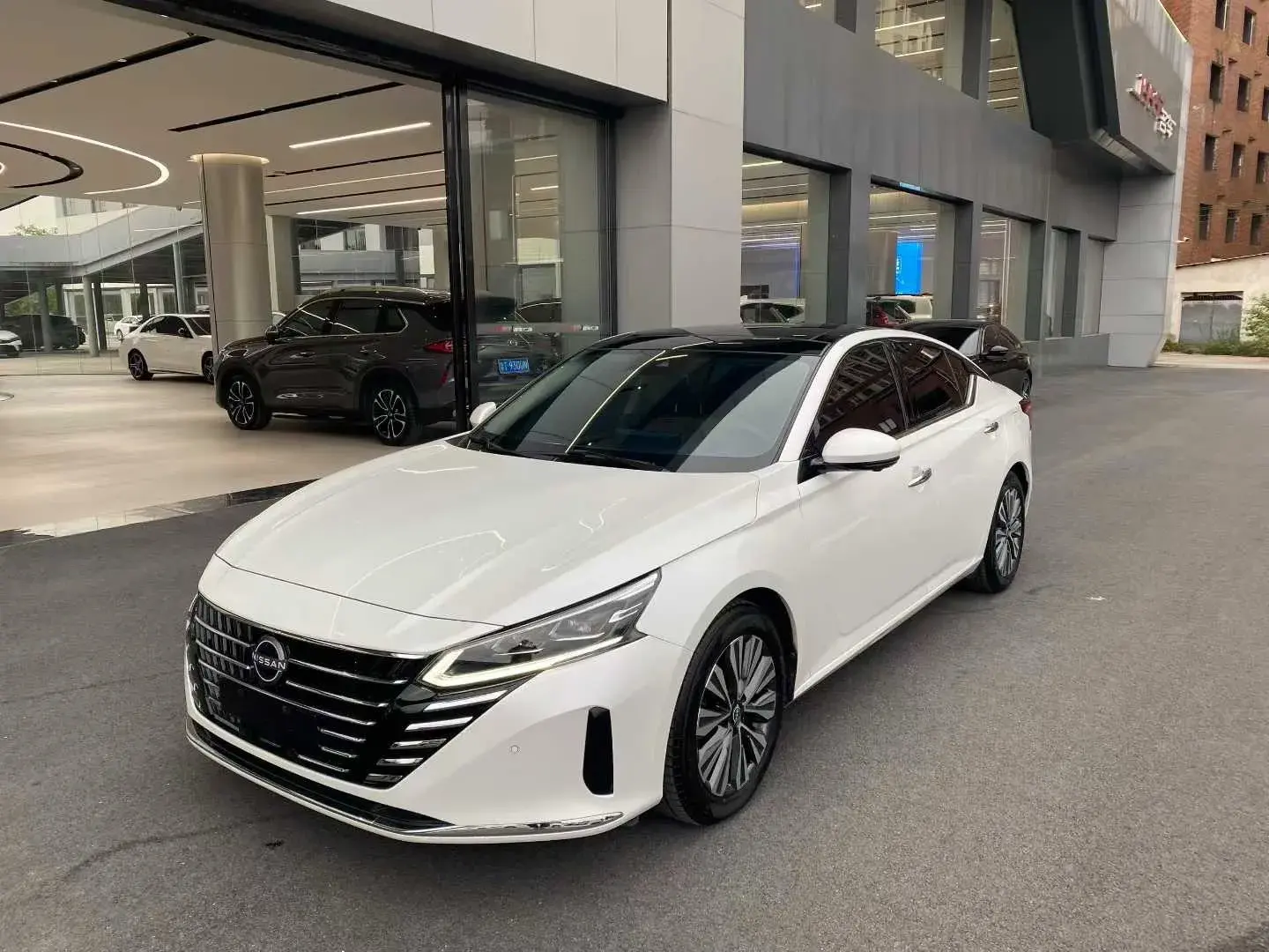 2022 NISSAN TEANA view 1