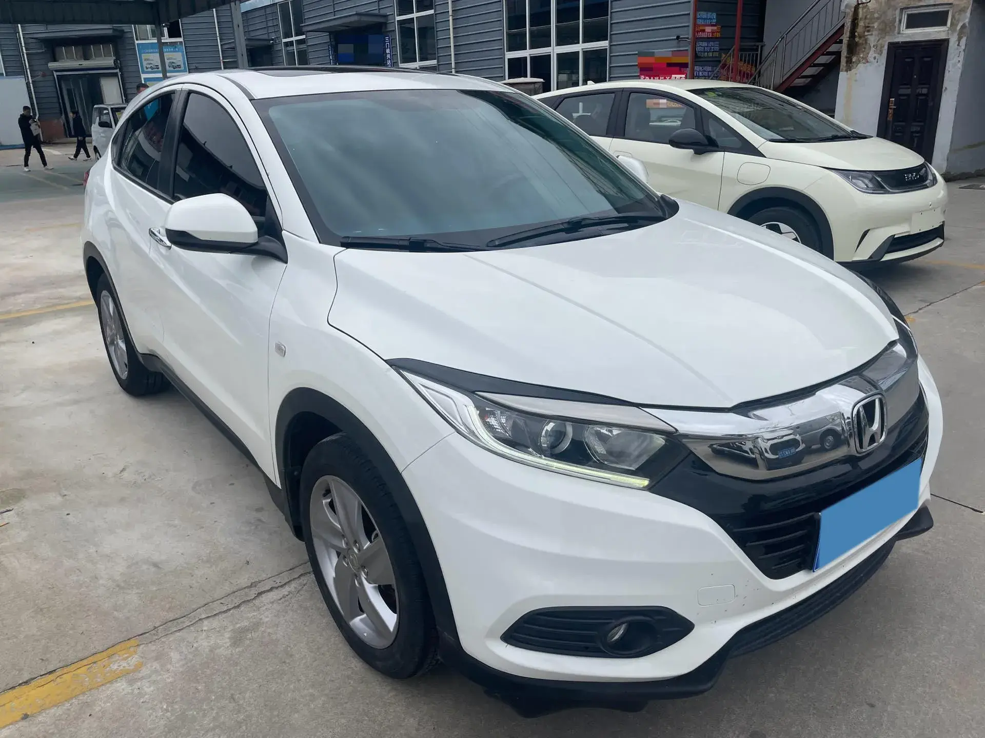 2020 HONDA VEZEL thumbnail 2