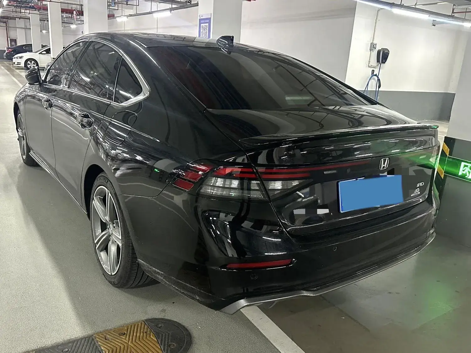 2025 HONDA ACCORD thumbnail 3