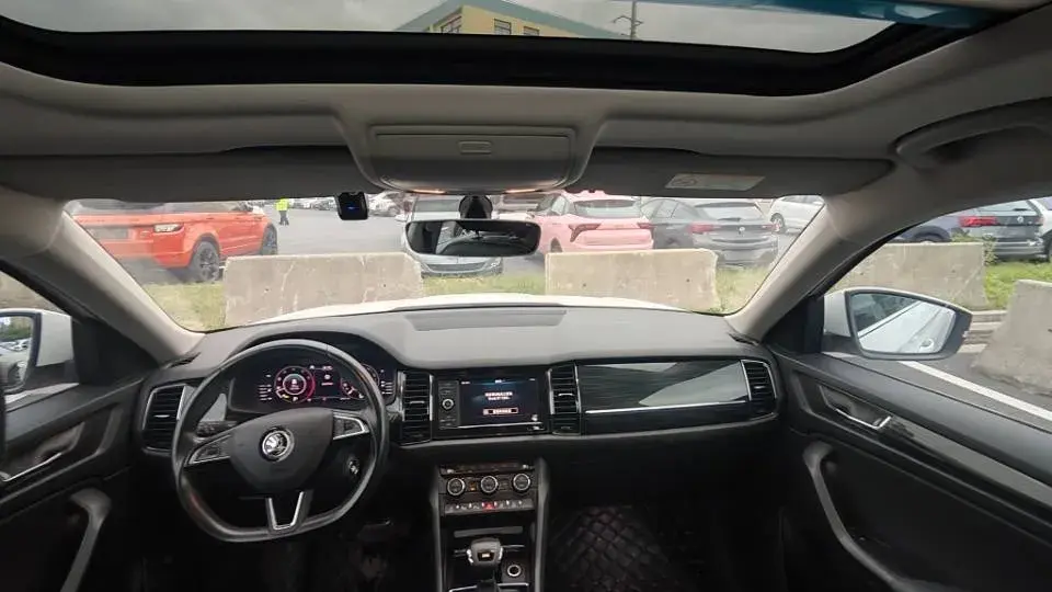 2019 SKODA KODIAK thumbnail 4