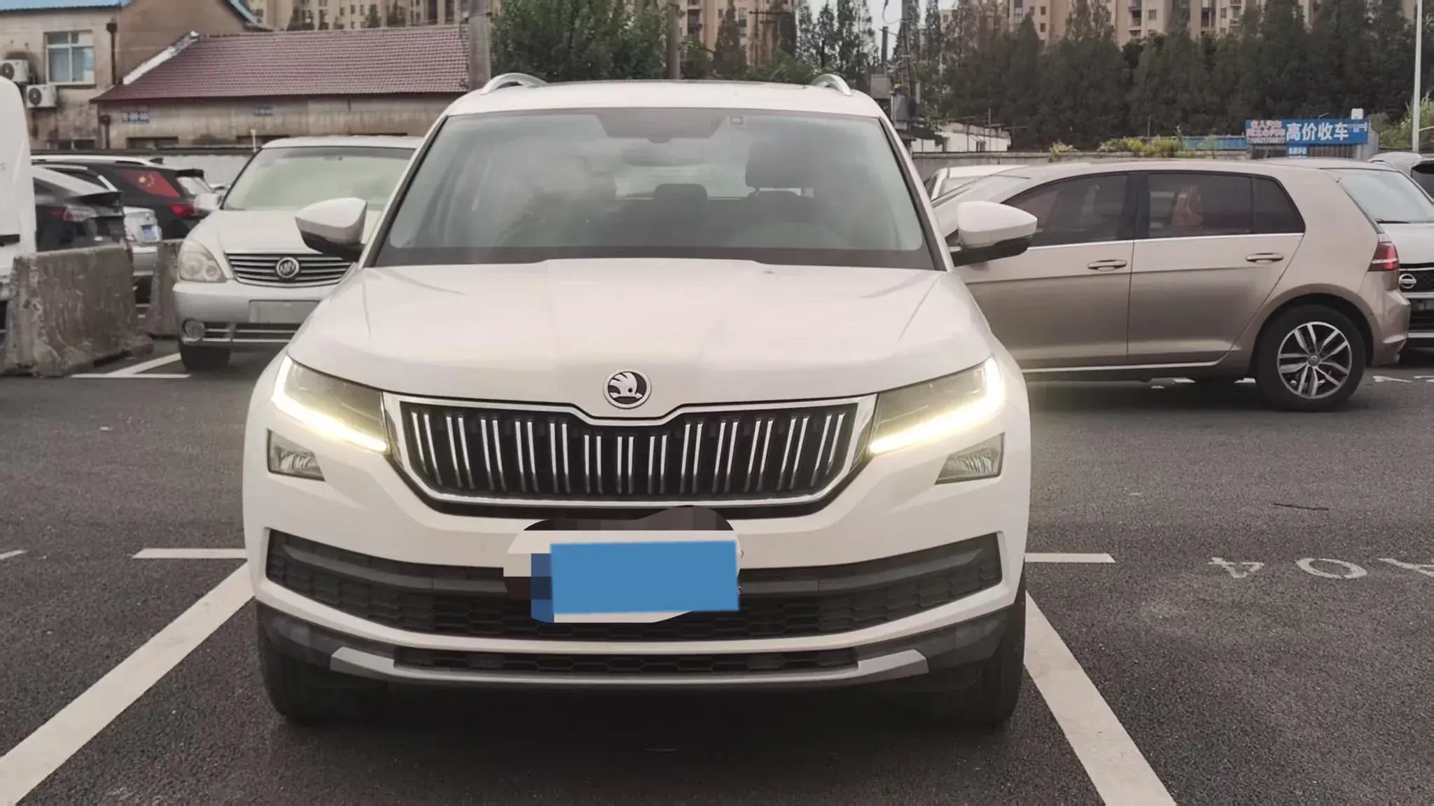 2019 SKODA KODIAK thumbnail 2