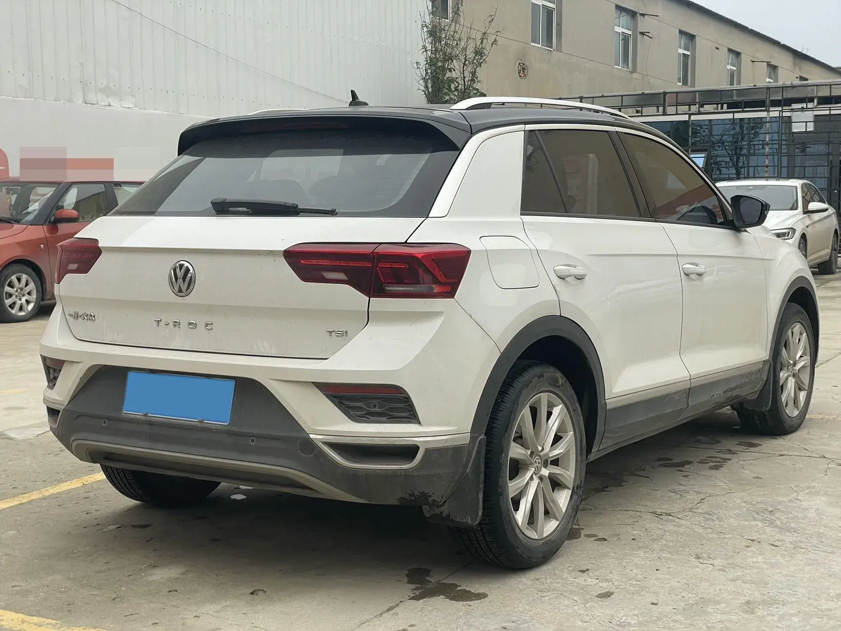 2020 VOLKSWAGEN T-ROC thumbnail 4