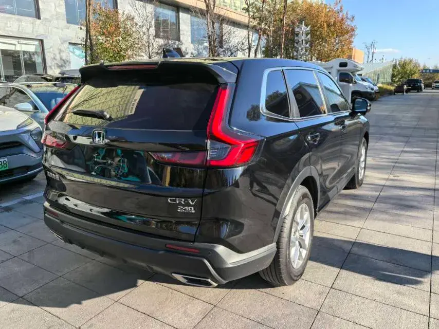 2023 HONDA CR-V thumbnail 3