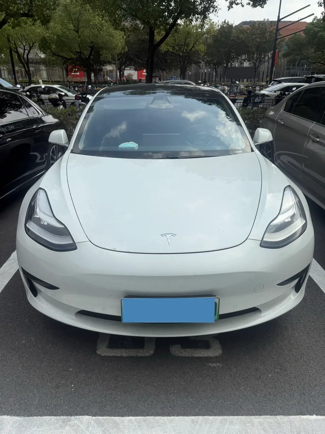 2020 TESLA MODEL thumbnail 2