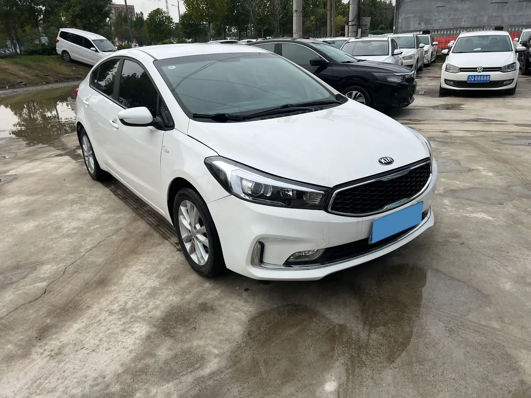 2017 KIA K3 thumbnail 2