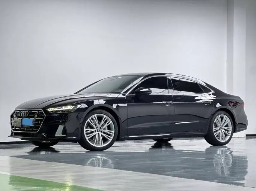 2024 AUDI A7L view 1