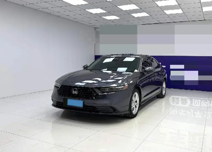 2023 HONDA ACCORD view 1