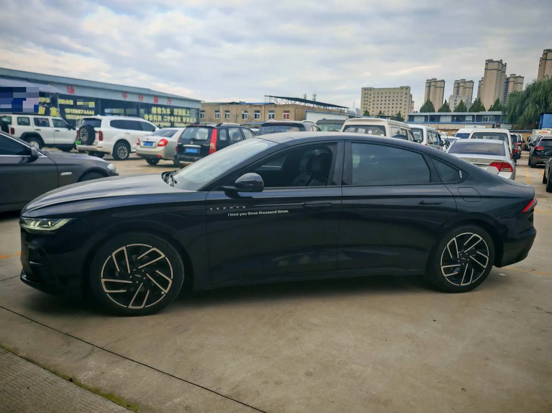 2022 LINCOLN Z thumbnail 3