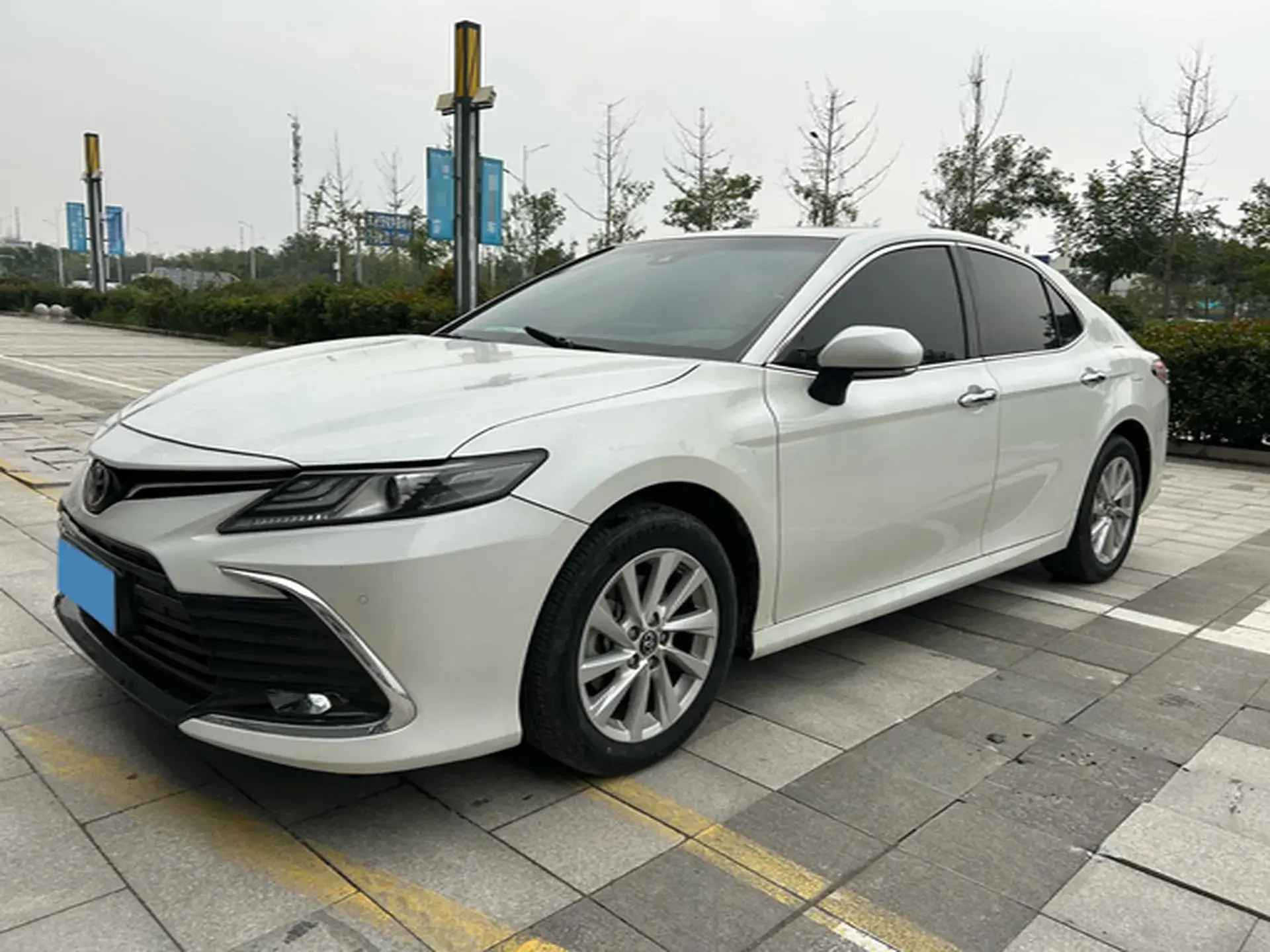 2021 TOYOTA CAMRY view 1