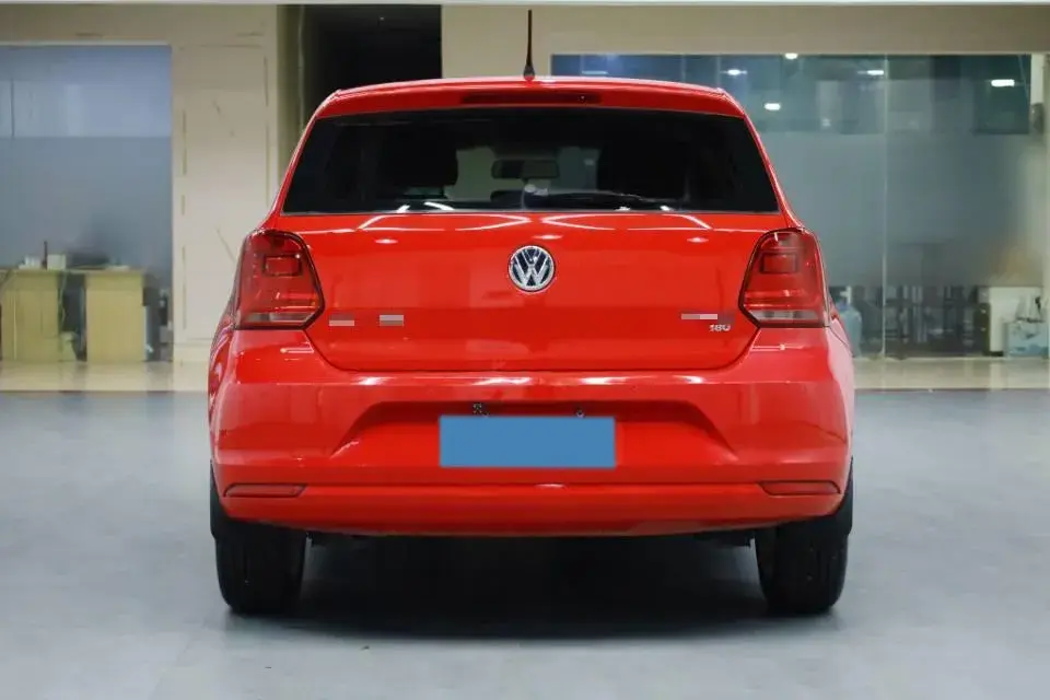 2018 VOLKSWAGEN POLO thumbnail 4