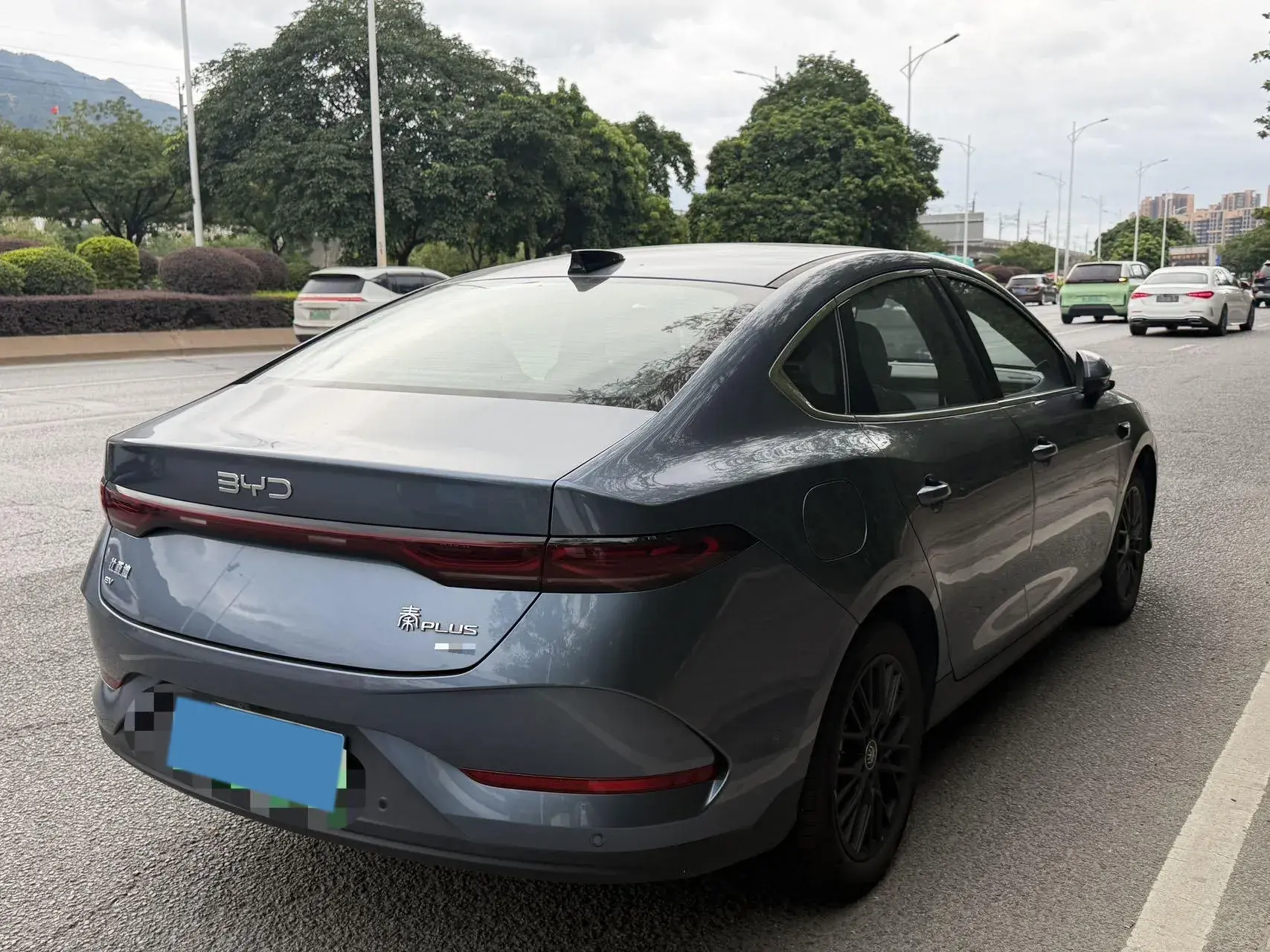 2025 BYD QIN thumbnail 4