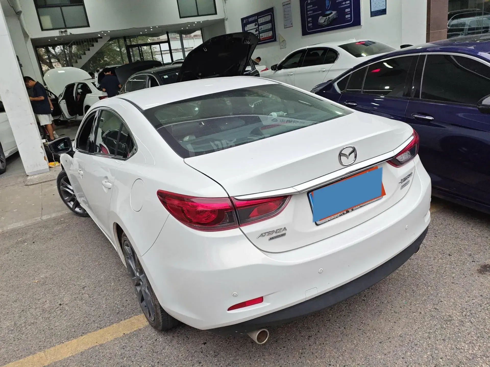 2018 MAZDA ATENZA thumbnail 4