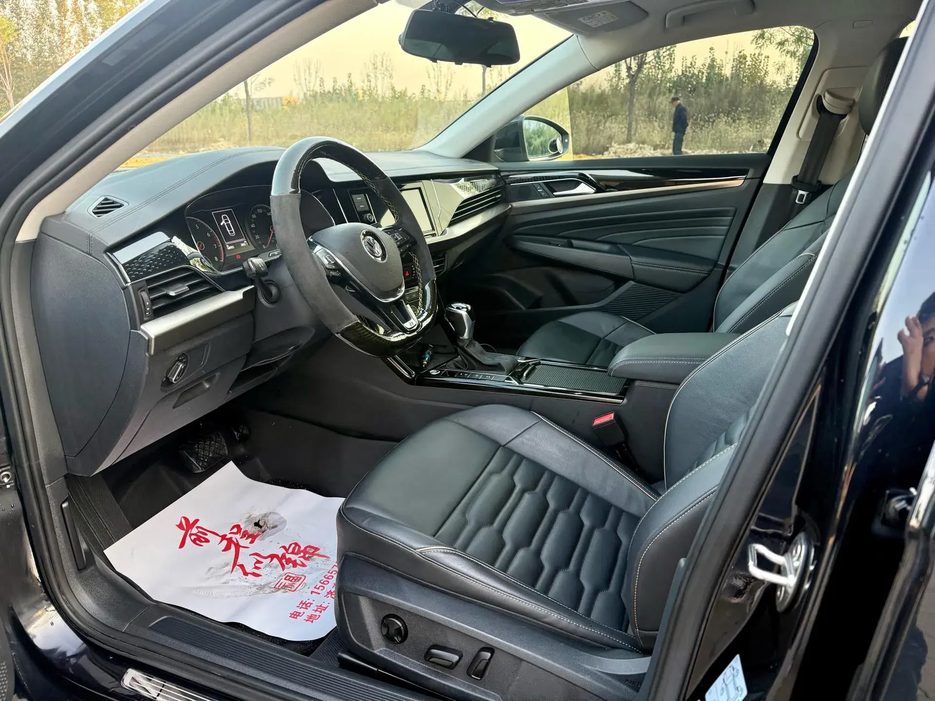 2019 VOLKSWAGEN PASSAT thumbnail 4