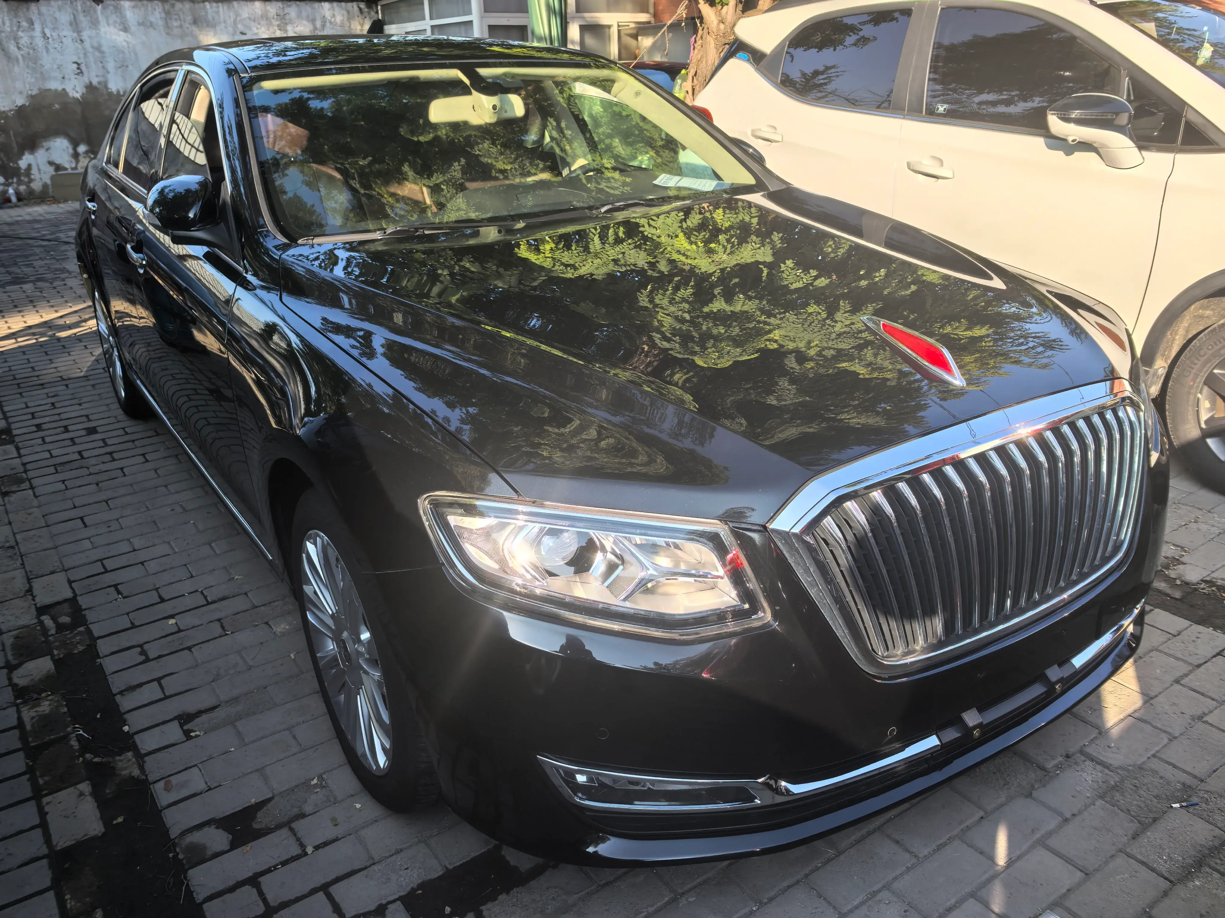 2018 HONGQI H7 thumbnail 2