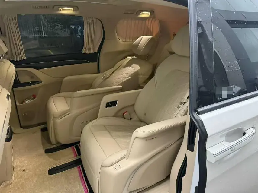 2022 BUICK GL8 thumbnail 3