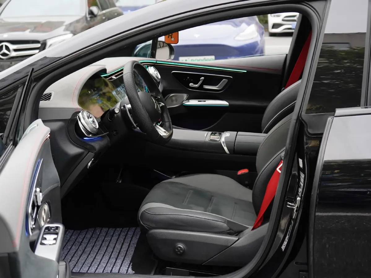 2023 Mercedes-Benz EQE AMG BEV 96.1KWH,autocango,china used car exporter,china ev exporter,chinese used car exporter,chinese used ev exporter