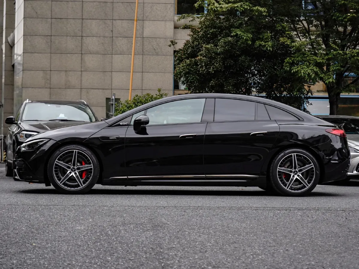 2023 Mercedes-Benz EQE AMG BEV 96.1KWH,autocango,china used car exporter,china ev exporter,chinese used car exporter,chinese used ev exporter