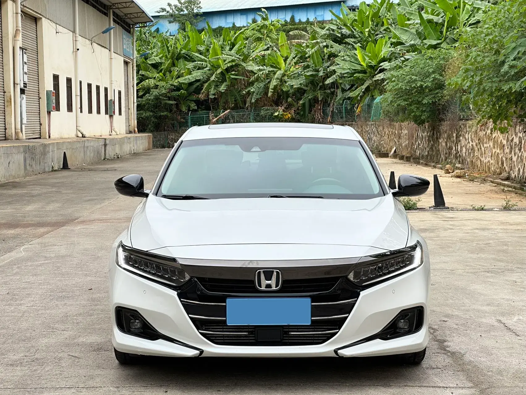 2022 HONDA ACCORD thumbnail 2