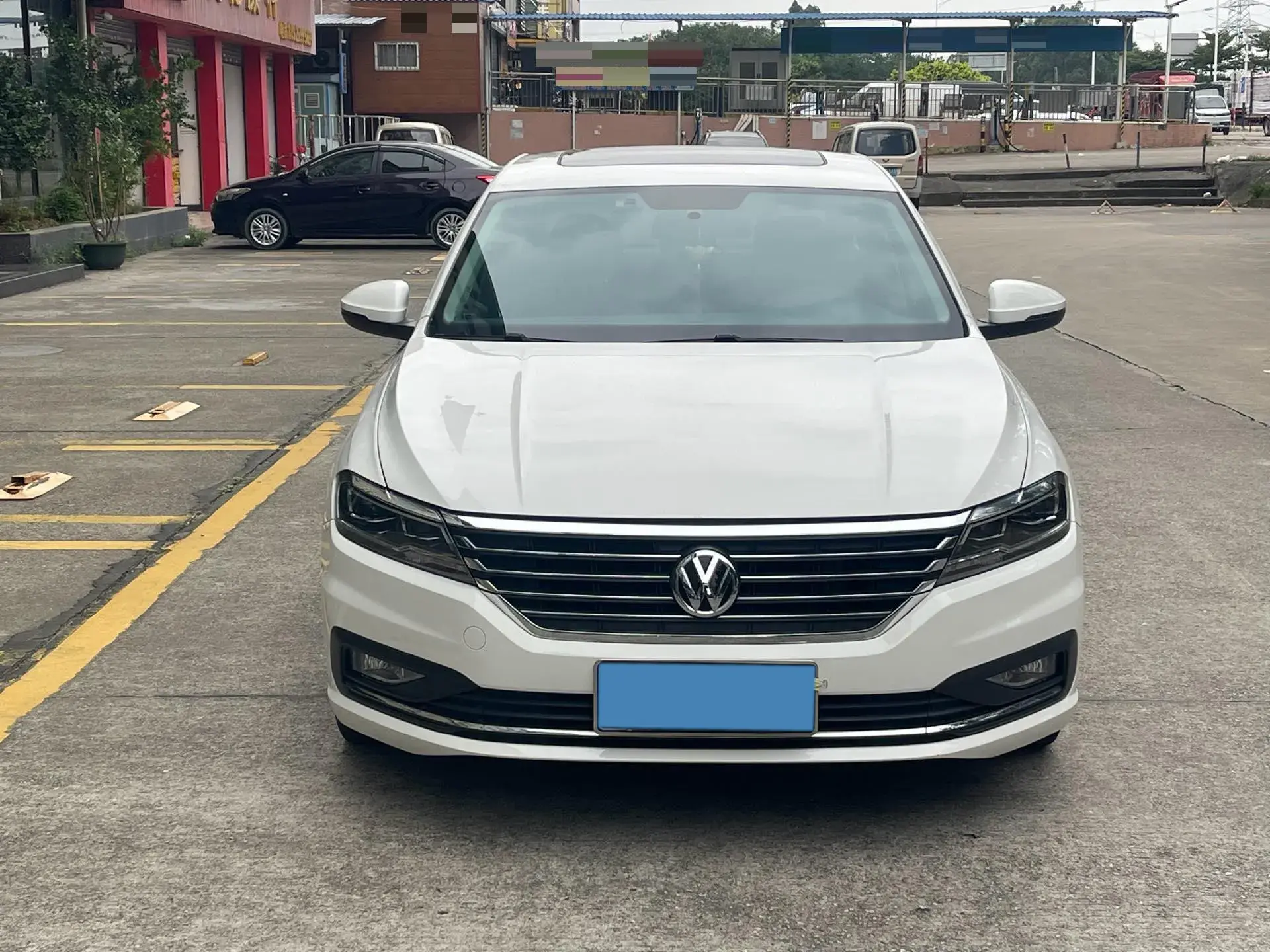 2018 VOLKSWAGEN LAVIDA thumbnail 2