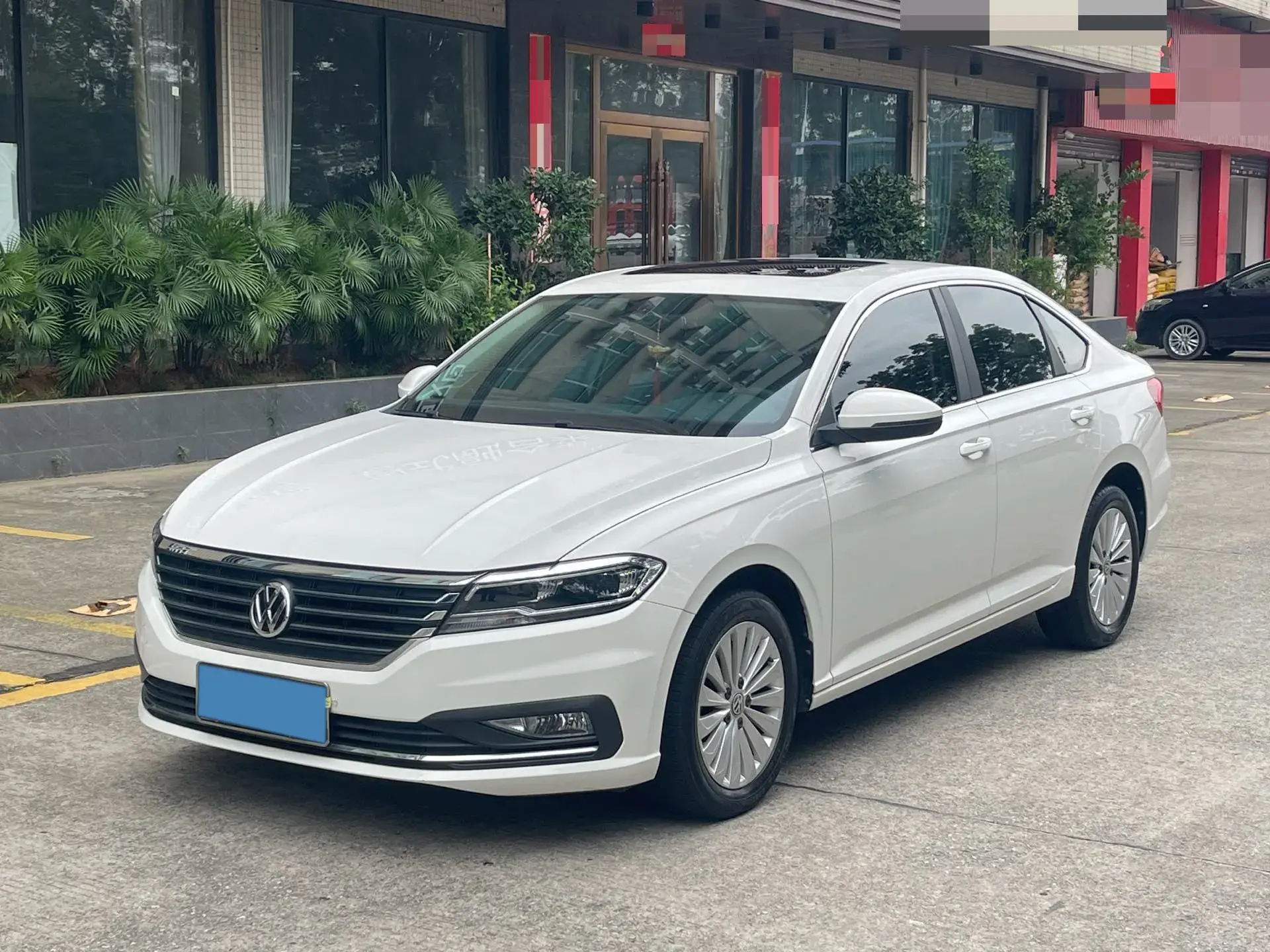 2018 VOLKSWAGEN LAVIDA view 1