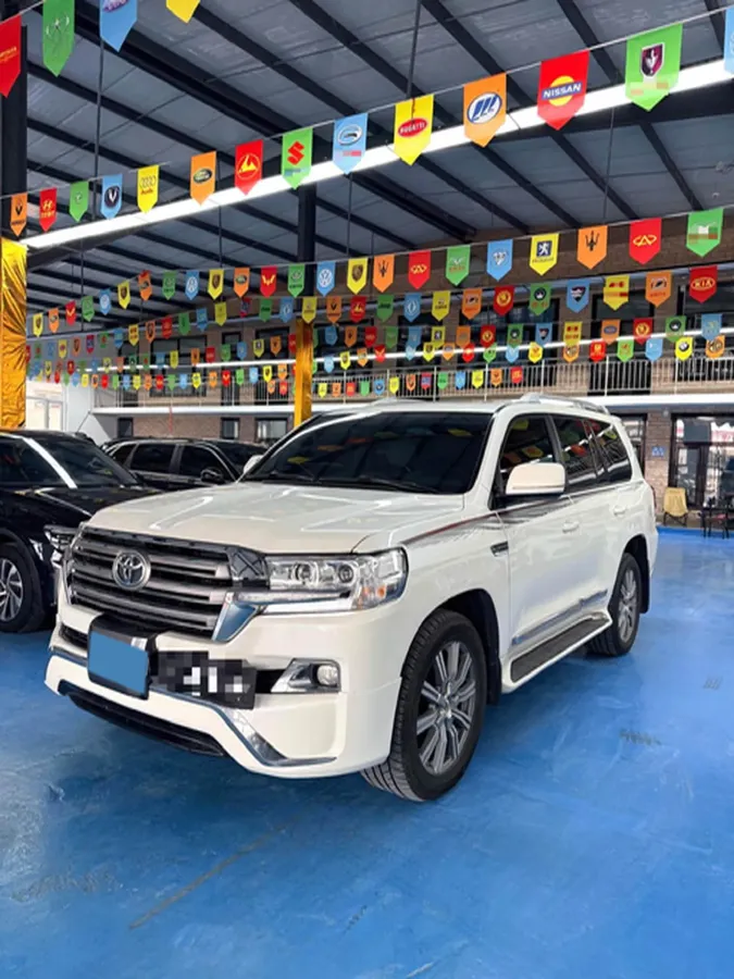 2015 Toyota Land Cruiser 4.6L 310HP V8 6AT,autocango,china used car exporter,china ev exporter,chinese used car exporter,chinese used ev exporter