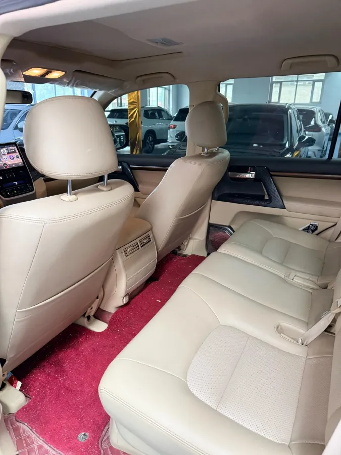 2015 Toyota Land Cruiser 4.6L 310HP V8 6AT,autocango,china used car exporter,china ev exporter,chinese used car exporter,chinese used ev exporter