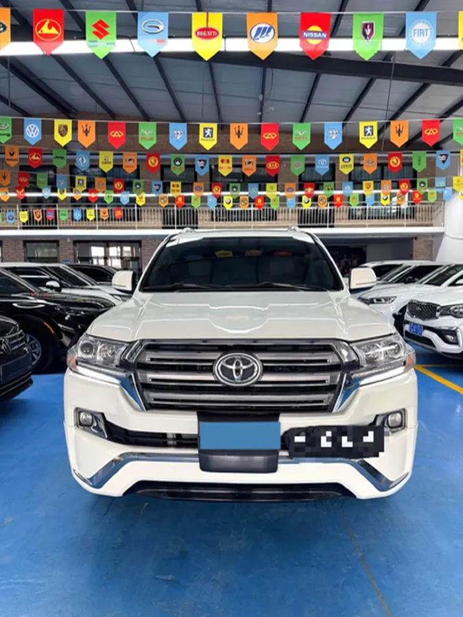 2015 Toyota Land Cruiser 4.6L 310HP V8 6AT,autocango,china used car exporter,china ev exporter,chinese used car exporter,chinese used ev exporter