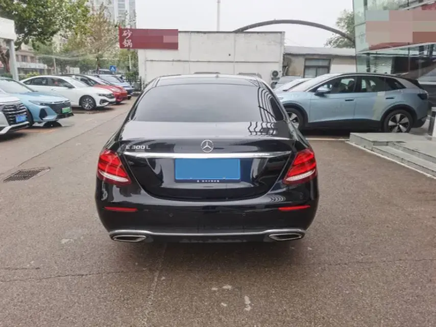 2020 MERCEDES-BENZ E thumbnail 4